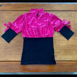 Pink/black shirt